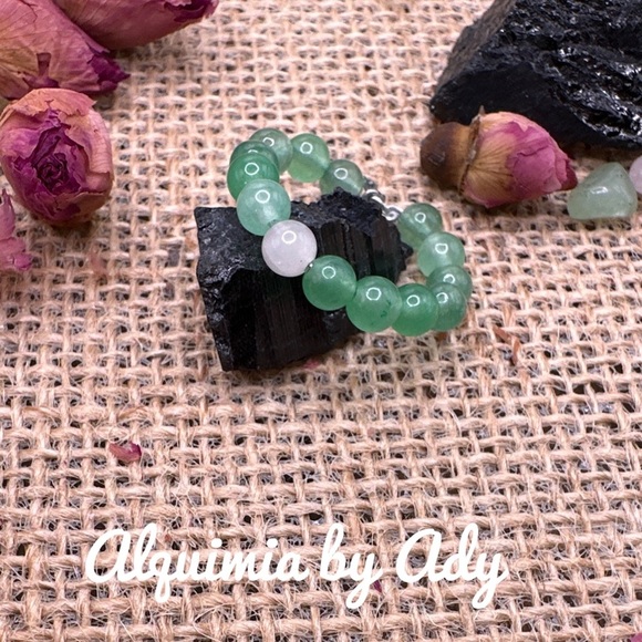 White jade Green Aventurine beaded gem ring - Picture 1 of 5